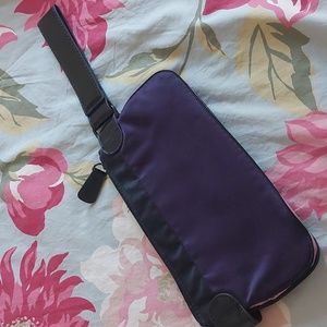 Victoria Secret Make-up Bag *free with any bundle